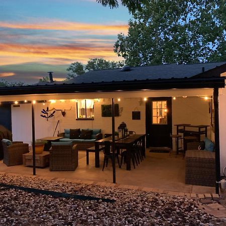 Bayer Guest Haus-Hot Tub And Fire Pit Villa Фредериксбург Екстериор снимка